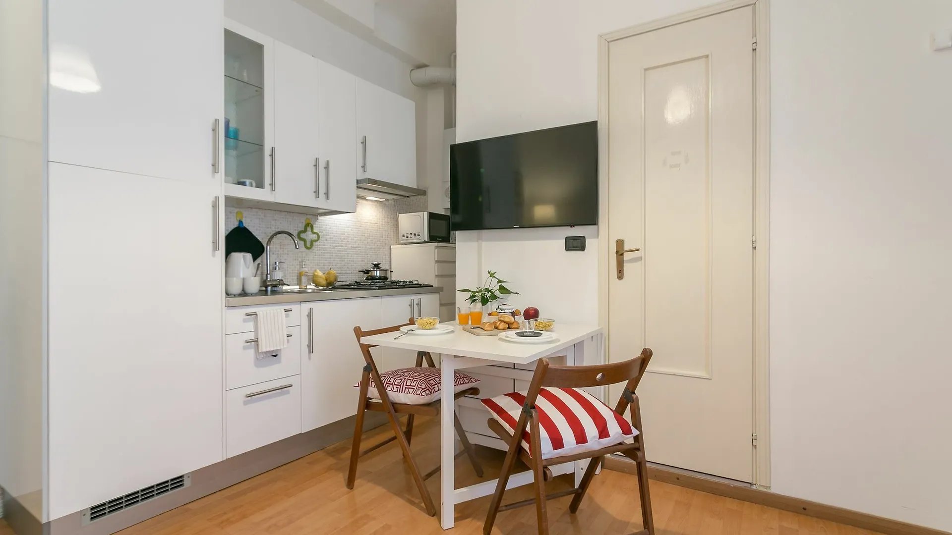 Tortona Swing Apartment Milan Italy