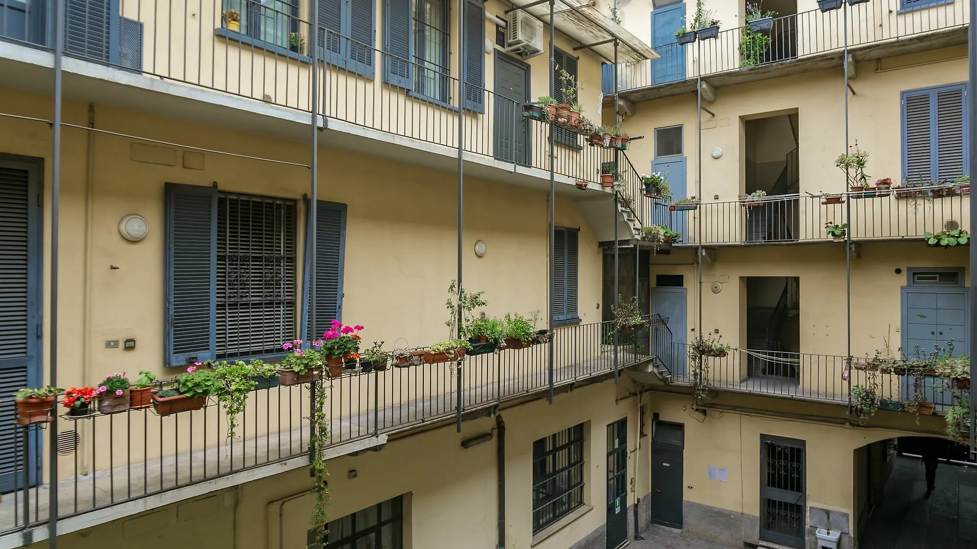 Tortona Swing Apartment Milan